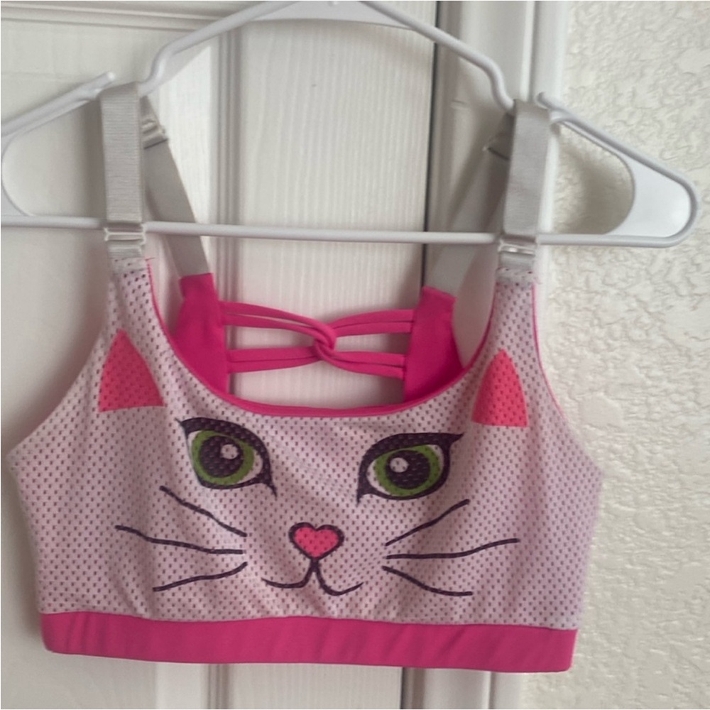 Bombshell sportswear kitty face top